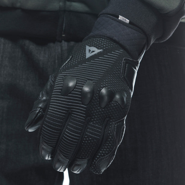 Dainese Unruly Ergo-Tek Textile Gloves Black FREE 1 YEAR Returns, FREE UK Delivery | ThrottleChimp